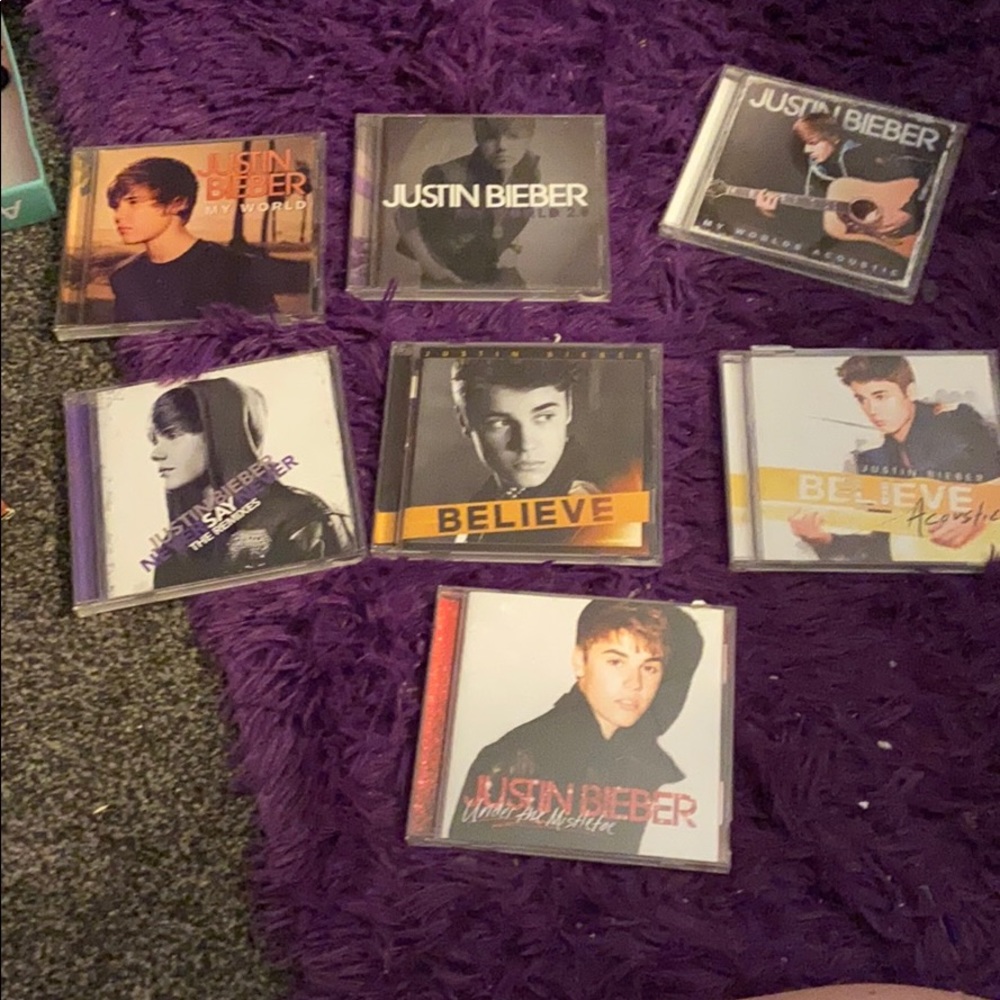 ‼️BUNDLE‼️ 7 Justin Bieber CDS